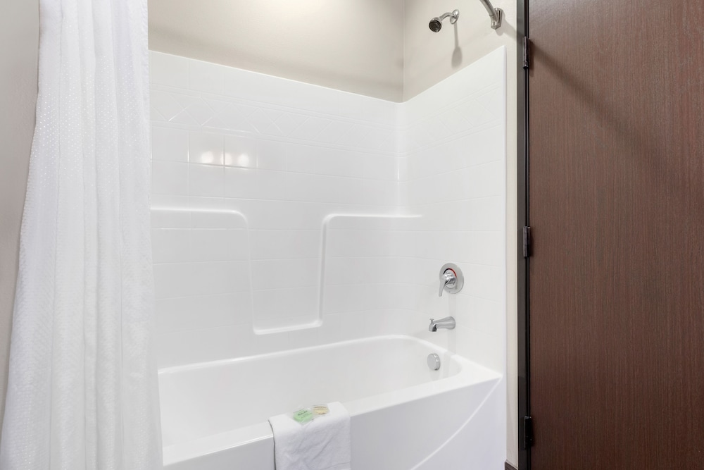 Inn At Moses Lake - photo 20