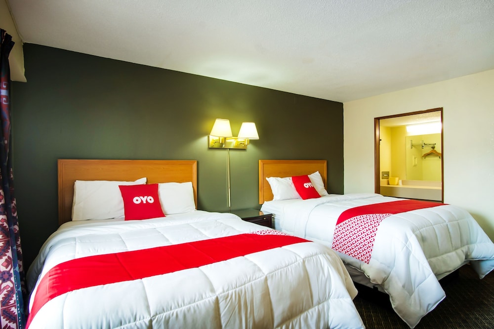 OYO Hotel Hutchinson West 4th Ave - photo 14