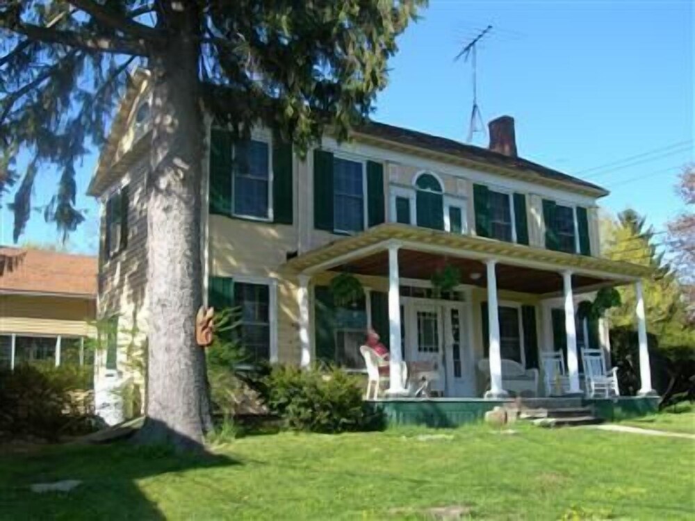 VanWinkle Inn - photo 27