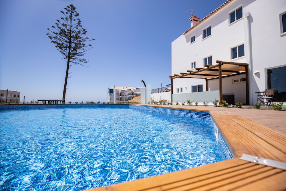 Ericeira Atlantic Hostel