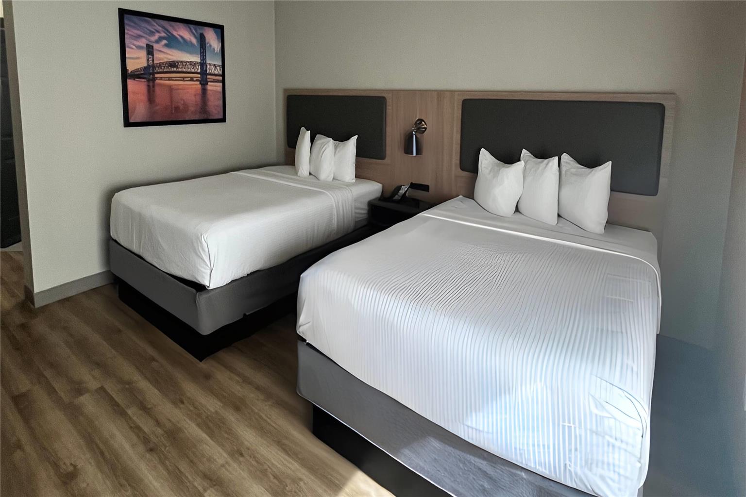 La Quinta Inn & Suites by Wyndham Jacksonville Butler Blvd - photo 23