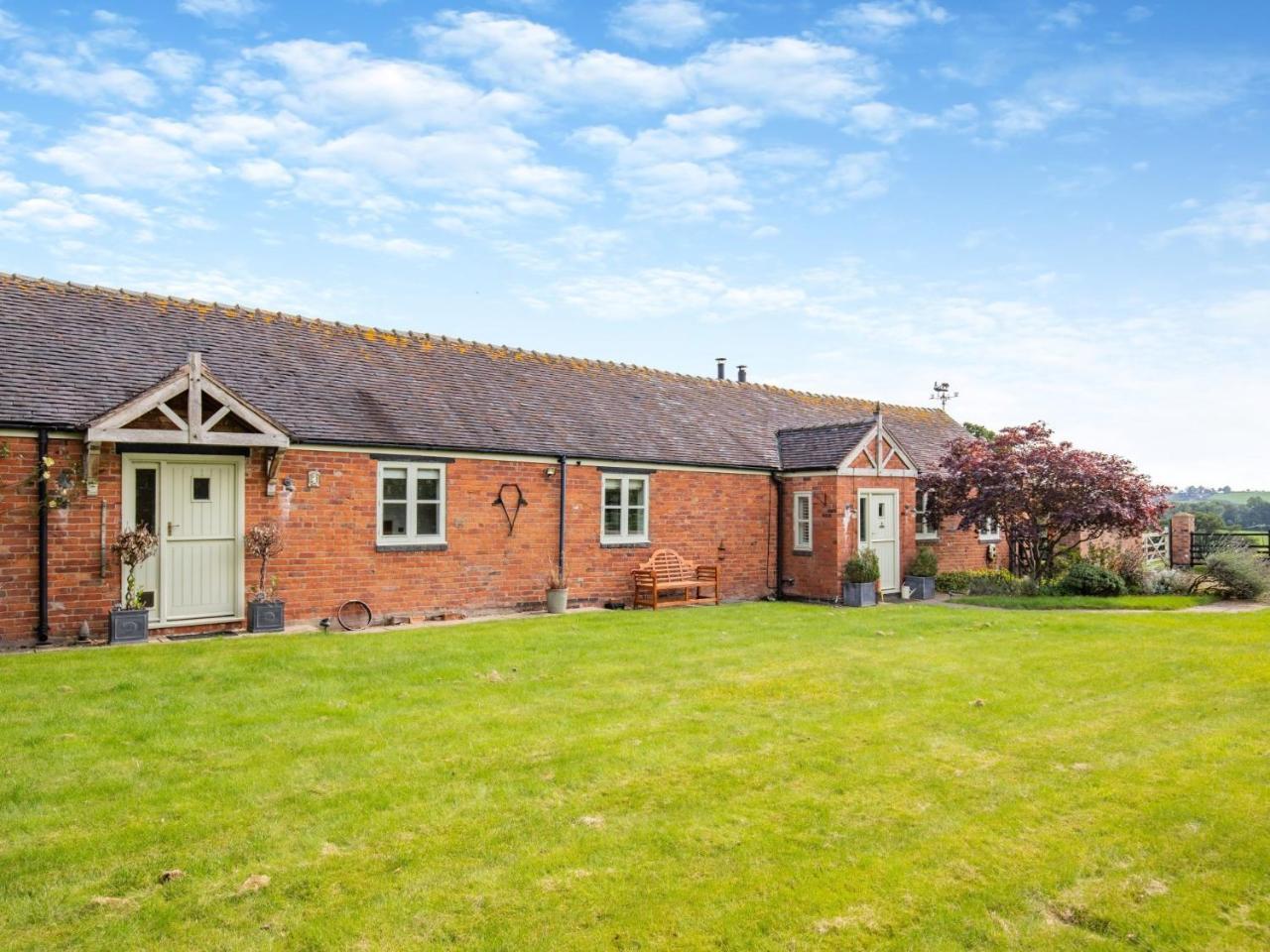 4 Bed in Bishops Offley 93215 pet-friendly hotel Eccleshall