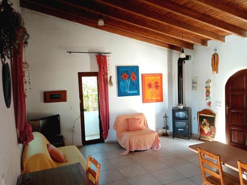 Traditional art house 2 — 4-Star Luxury Hotel in Agios Vasileios, Greece