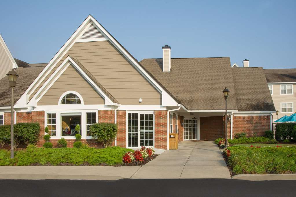 Sonesta ES Suites Charlottesville University - photo 2