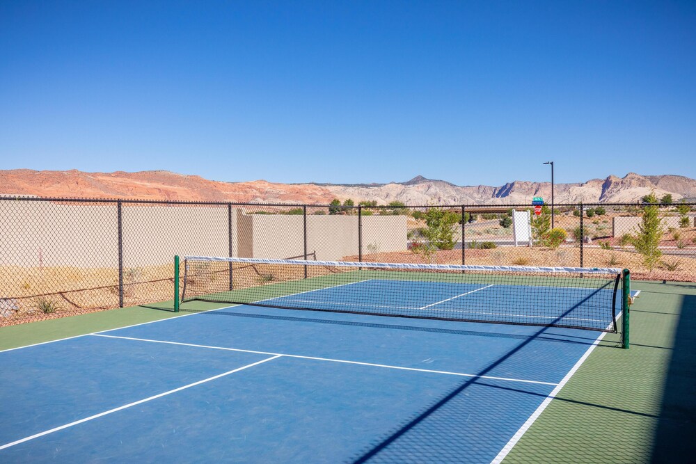The Pickleball Palace - photo 30