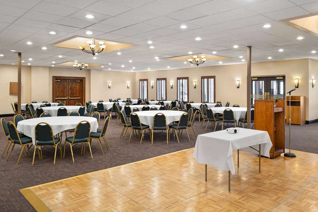 Ramada by Wyndham Tucson - photo 42