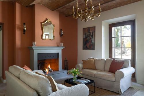 Il Villino Farmhouse — 4-Star Luxury Hotel in Castellina In Chianti, Italy