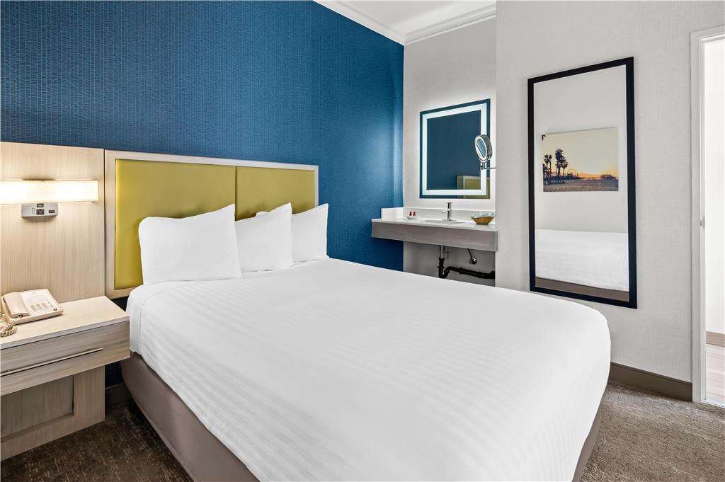 SureStay Hotel by Best Western Santa Monica - photo 36