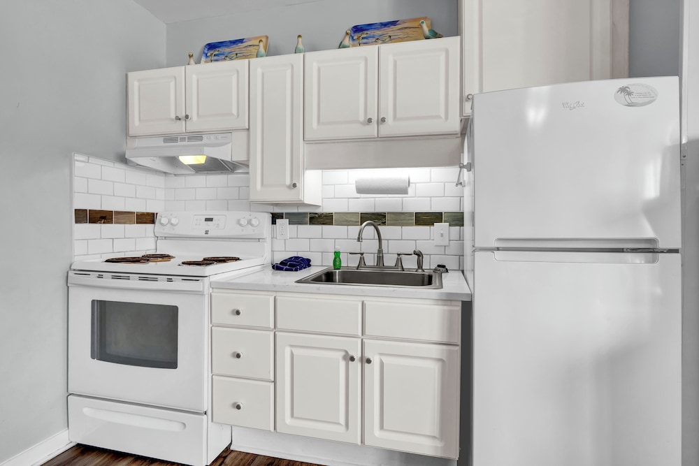 Sandpeddler Inn & Suites - photo 128
