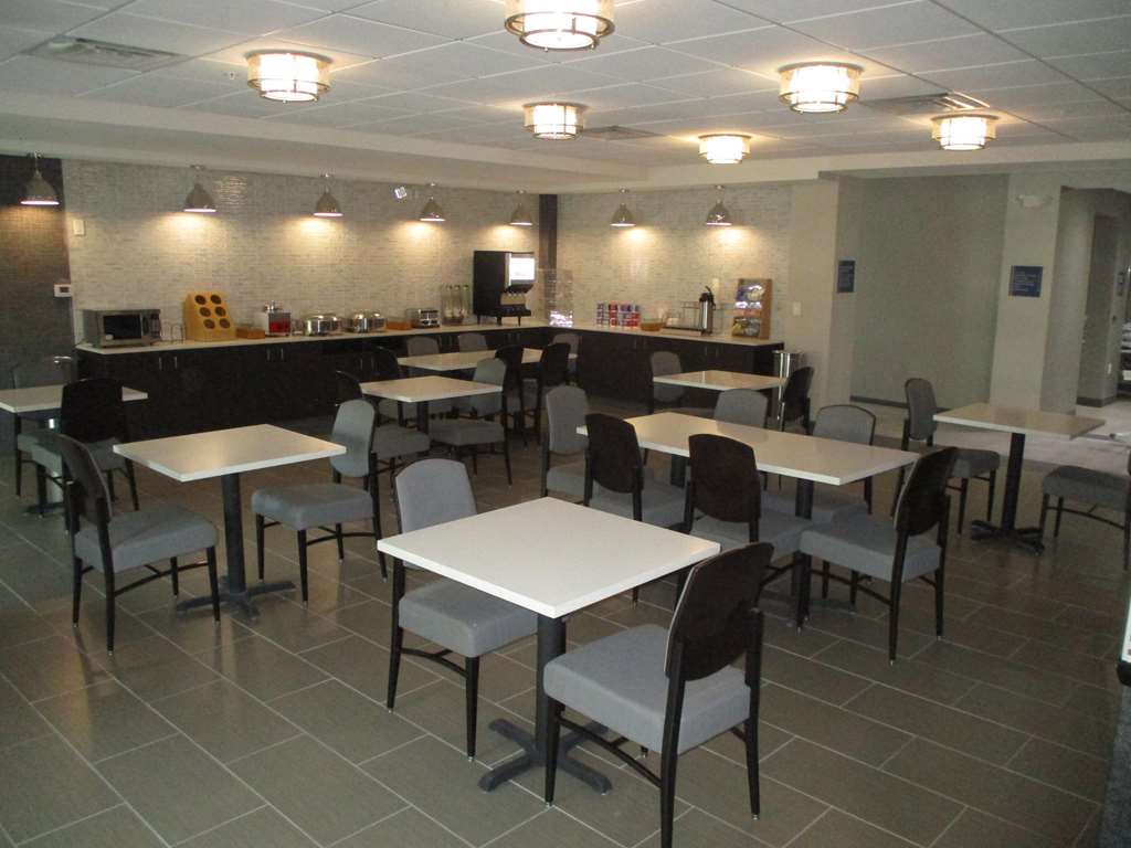 Best Western Plus McPherson - photo 6