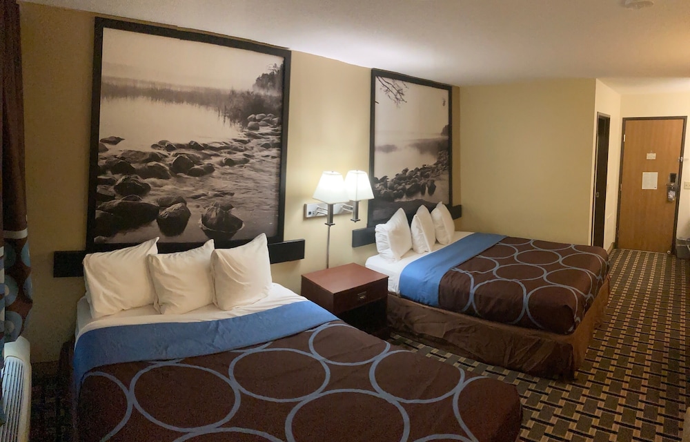 Super 8 by Wyndham Chisago City - photo 12