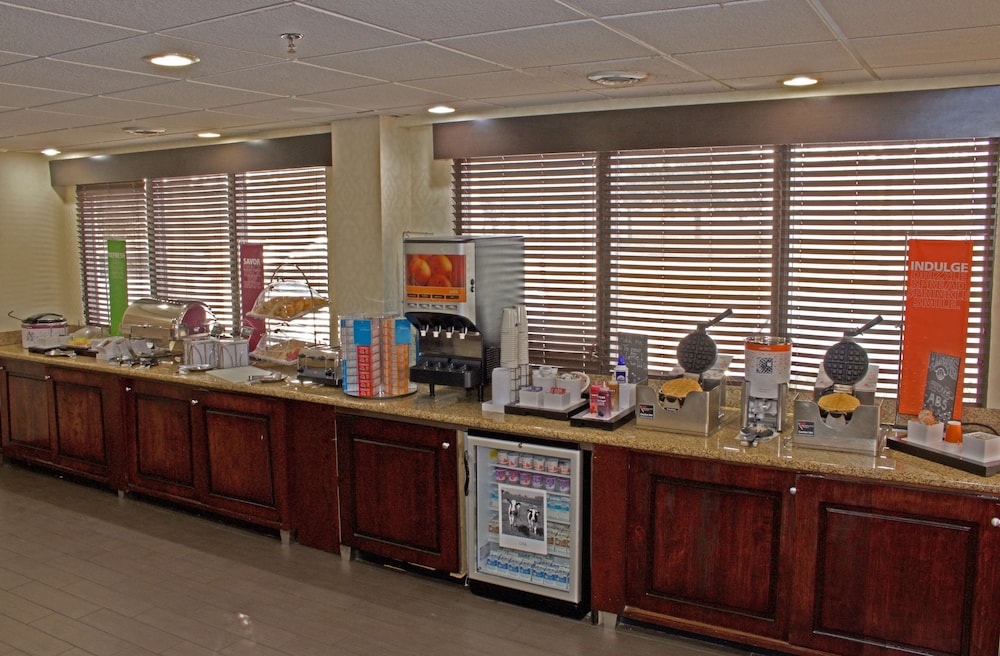 Hampton Inn Norfolk Chesapeake - photo 26