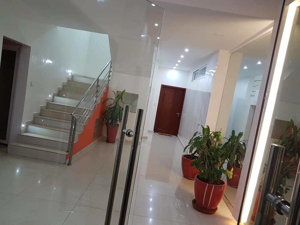 Résidence aichatou rose — 5-Star Luxury Hotel in Dakar, Senegal