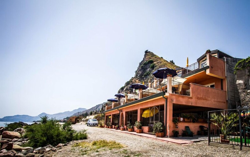 Fondaco Parrino Mare in Letojanni, Italy