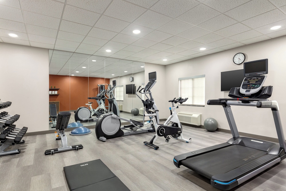 Candlewood Suites Tuscaloosa by IHG - photo 56