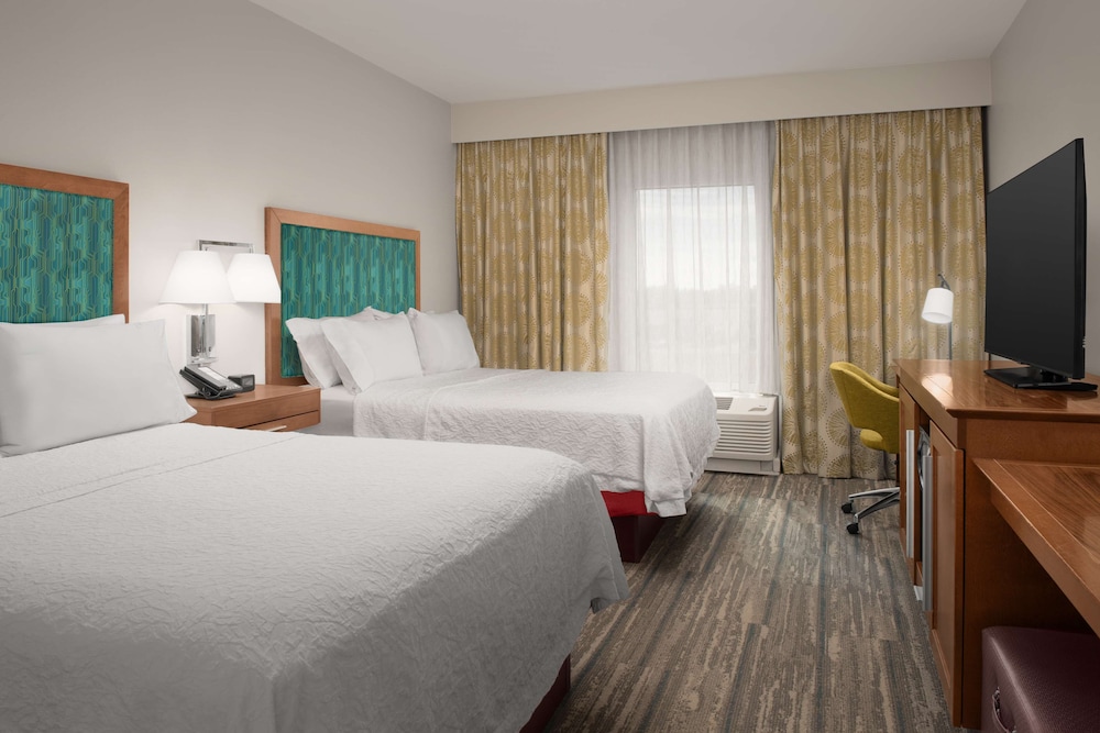 Hampton Inn & Suites Orangeburg - photo 8