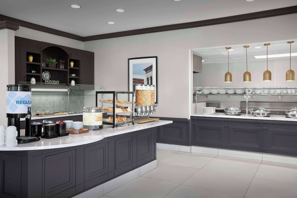 Hilton Garden Inn Granbury - photo 32