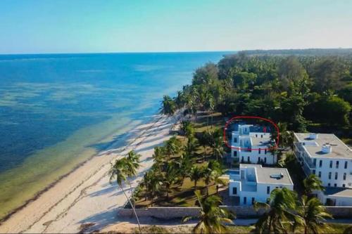 Luxus Ahadi Beachfront Villa mit Pool & Strandzugang bei Mtwapa Mombasa — 4-Star Luxury Hotel in Mombasa, Kenya