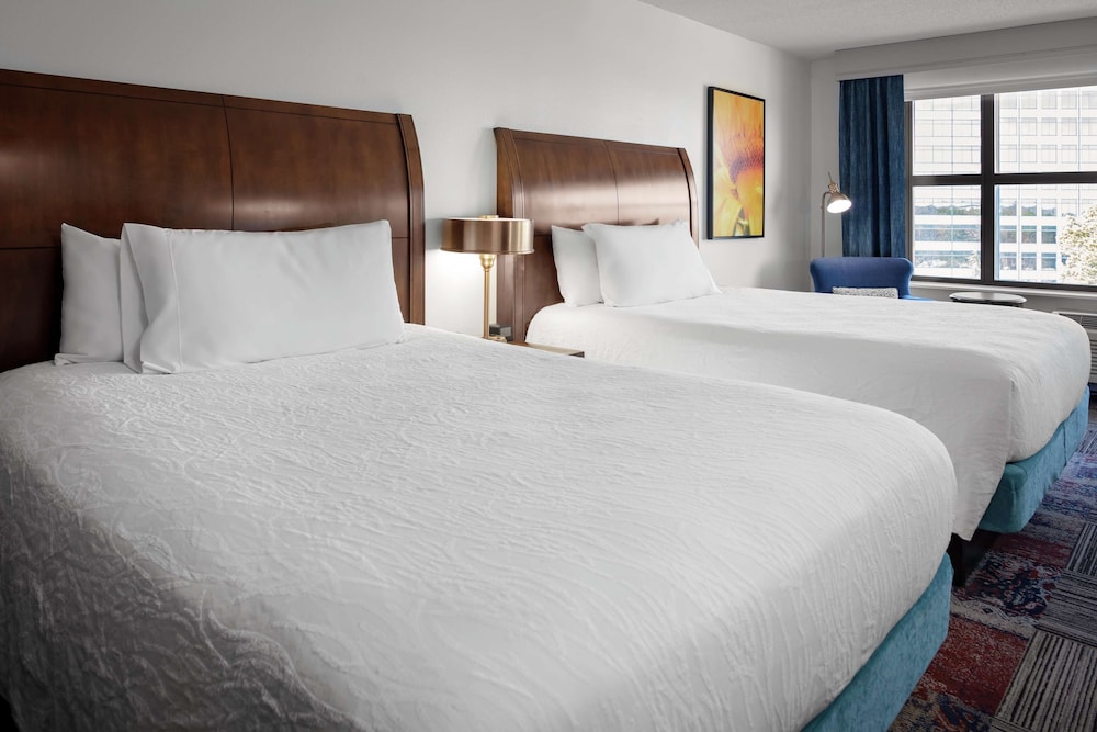 Hilton Garden Inn Atlanta Perimeter Center - photo 11