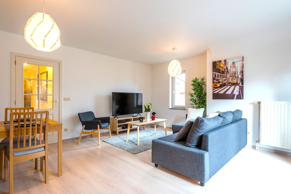 Jette Duplex Expo — 4-Star Luxury Hotel in Brussels, Belgium