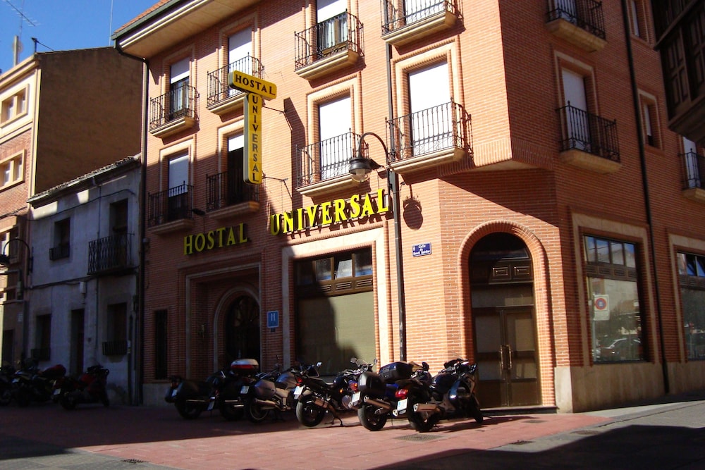 Hostal Universal 4941904 — Benavente