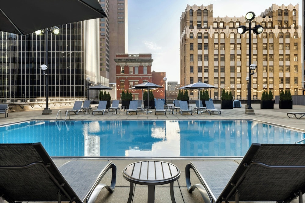 Renaissance Columbus Downtown Hotel - photo 29
