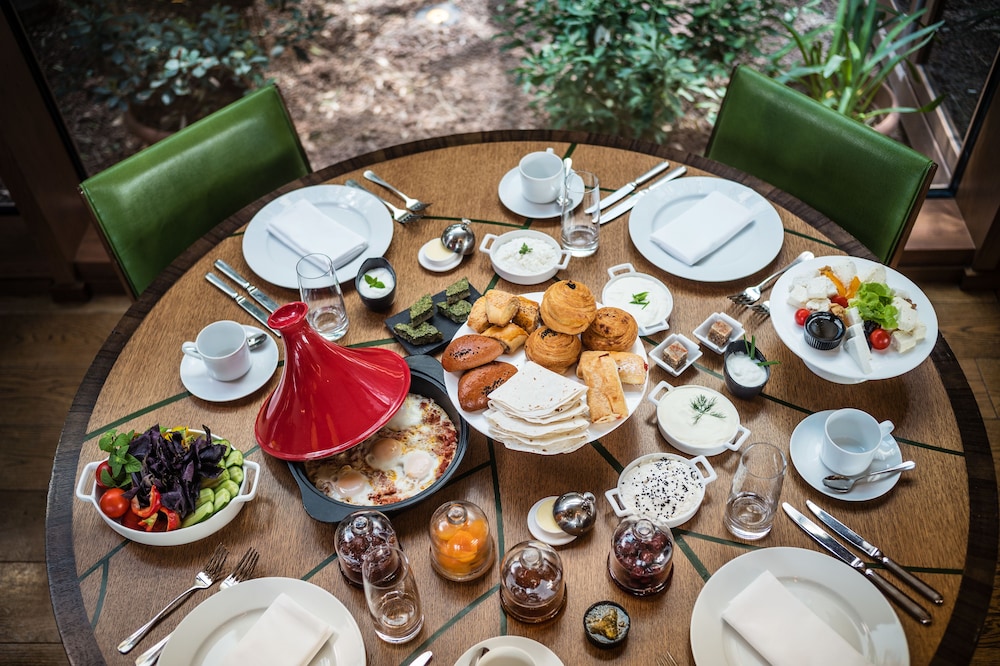 מזון ומשקאות