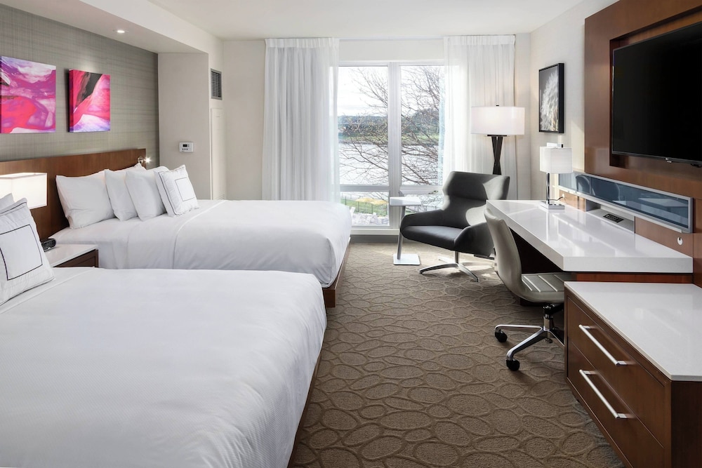 South Sioux City Marriott Riverfront - photo 12