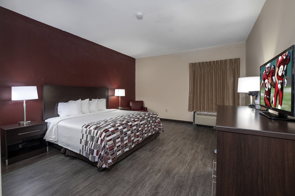 Red Roof Inn Prattville - photo 17