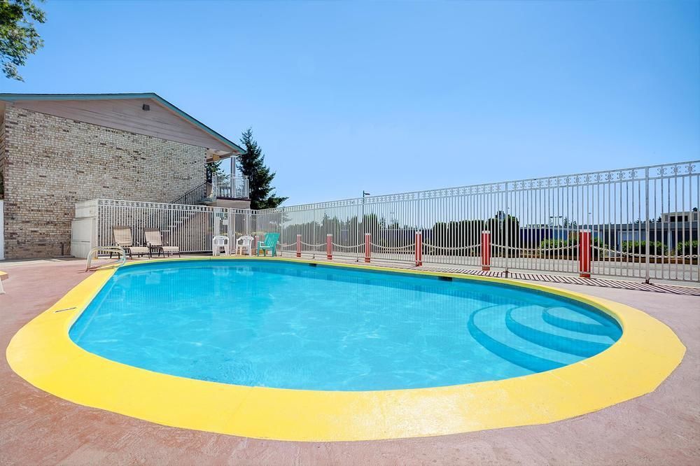 Days Inn Everett - photo 27