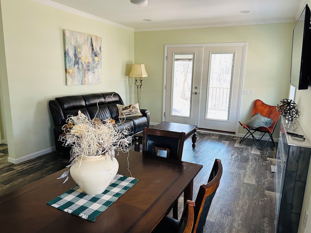 Swan Lake Resort Rentals - photo 111