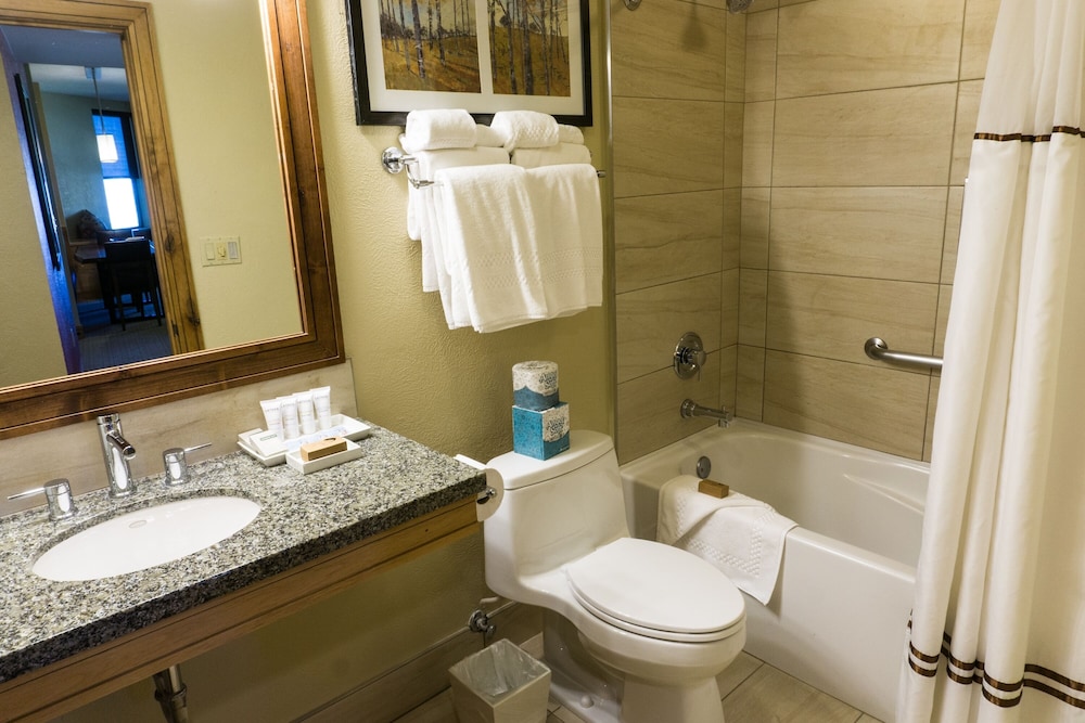 Deluxe condo in newly remodeled Grand Summit Hotel by RedAwning Save 20 on 7 Nights - photo 10