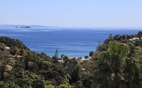 Hibiscus Hideaway Stay Waiheke — 4-Star Luxury Hotel in Auckland, New Zealand