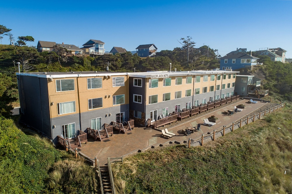 Sailor Jack's Oceanfront Inn - photo 68