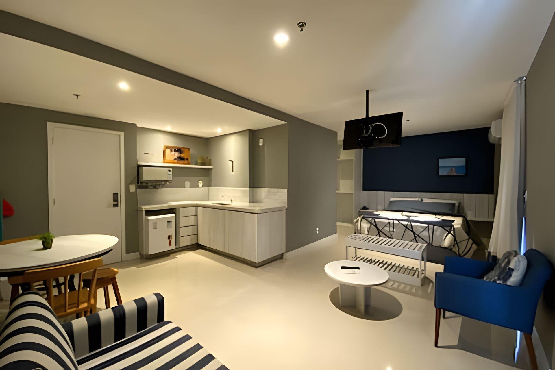 Flat de Luxo com Piscina Próximo à Praia do Forte e Passagem in Cabo Frio, Brasil