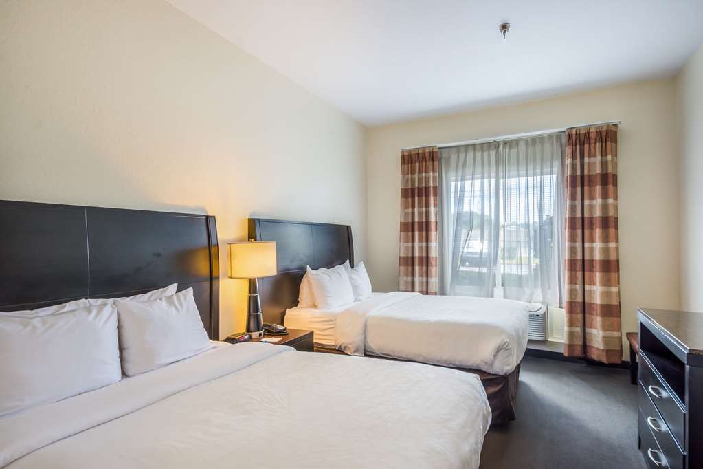 Clarion Inn & Suites Central Clearwater Beach - photo 53