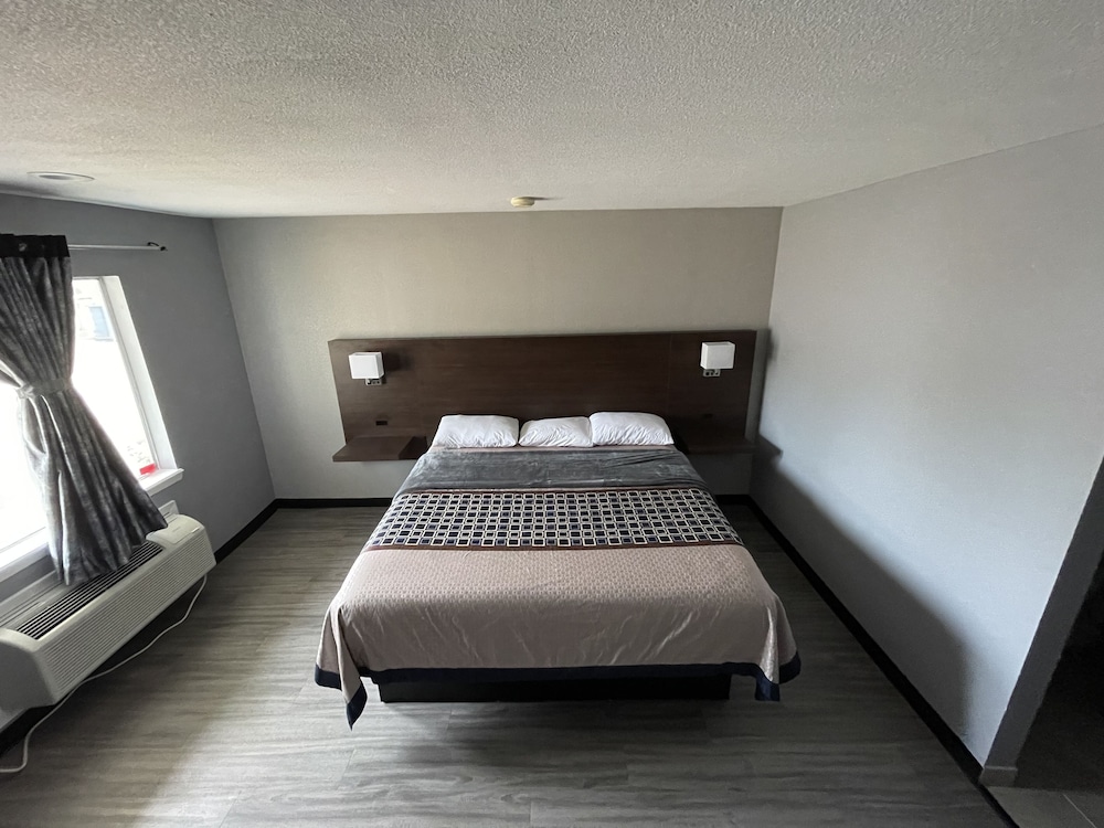 Ridge Motel - photo 26