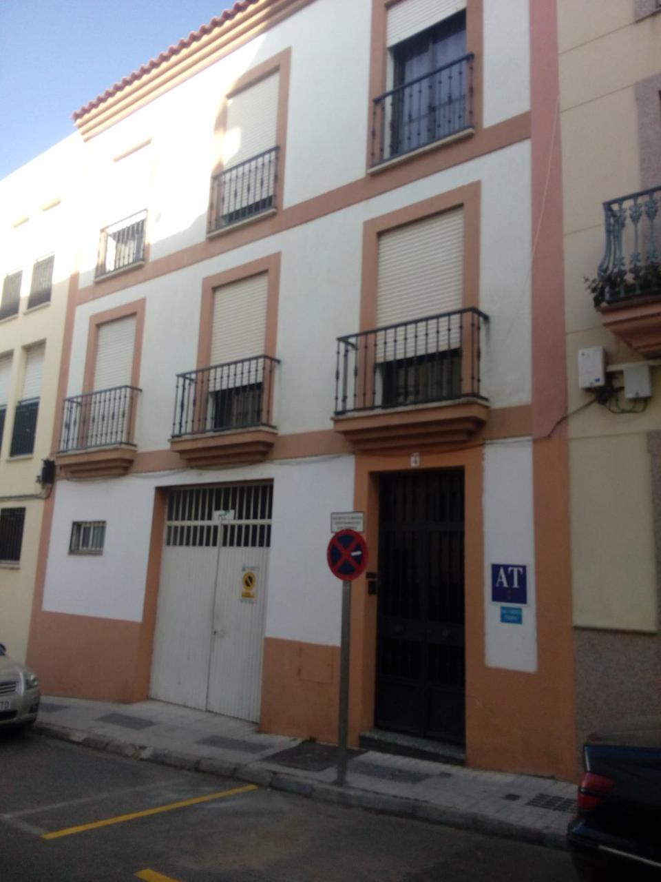 Casa Turistica Termas Aparcamiento Y Desayuno Incluido — 4-Star Luxury Hotel in Merida, Spain