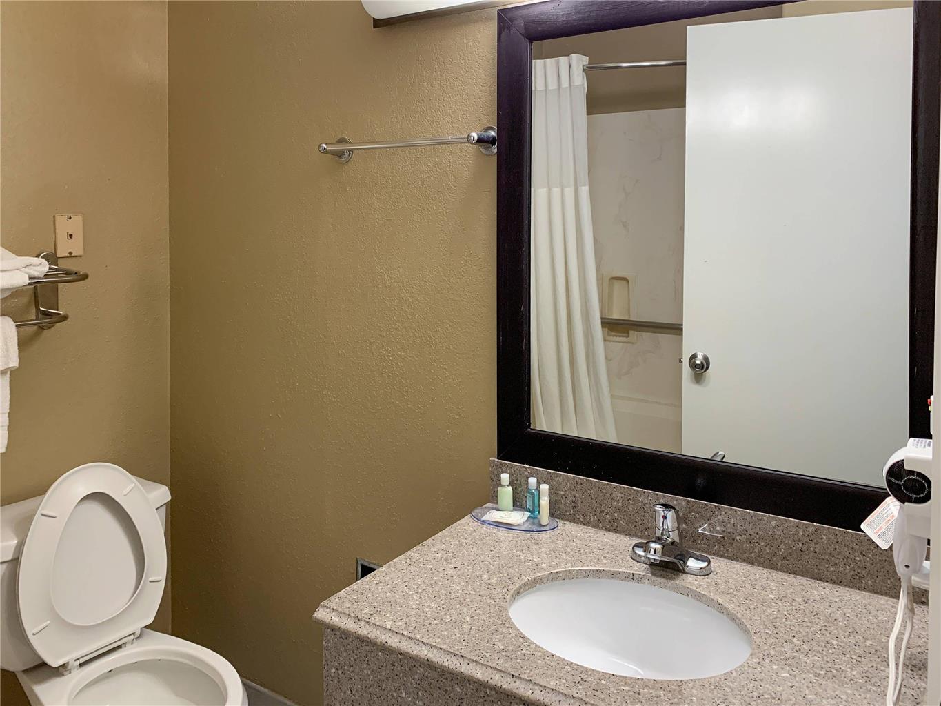 Quality Suites Houston NW Cy Fair - photo 7