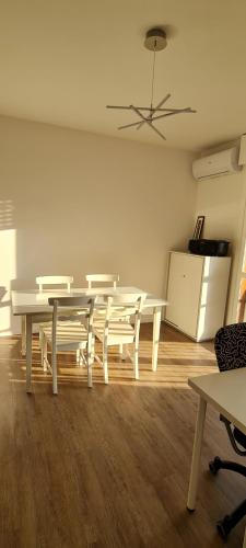 Marco Apartment Bilocale Verona Ospedale Borgo Roma e Fiera — 4-Star Luxury Hotel in Verona, Italy