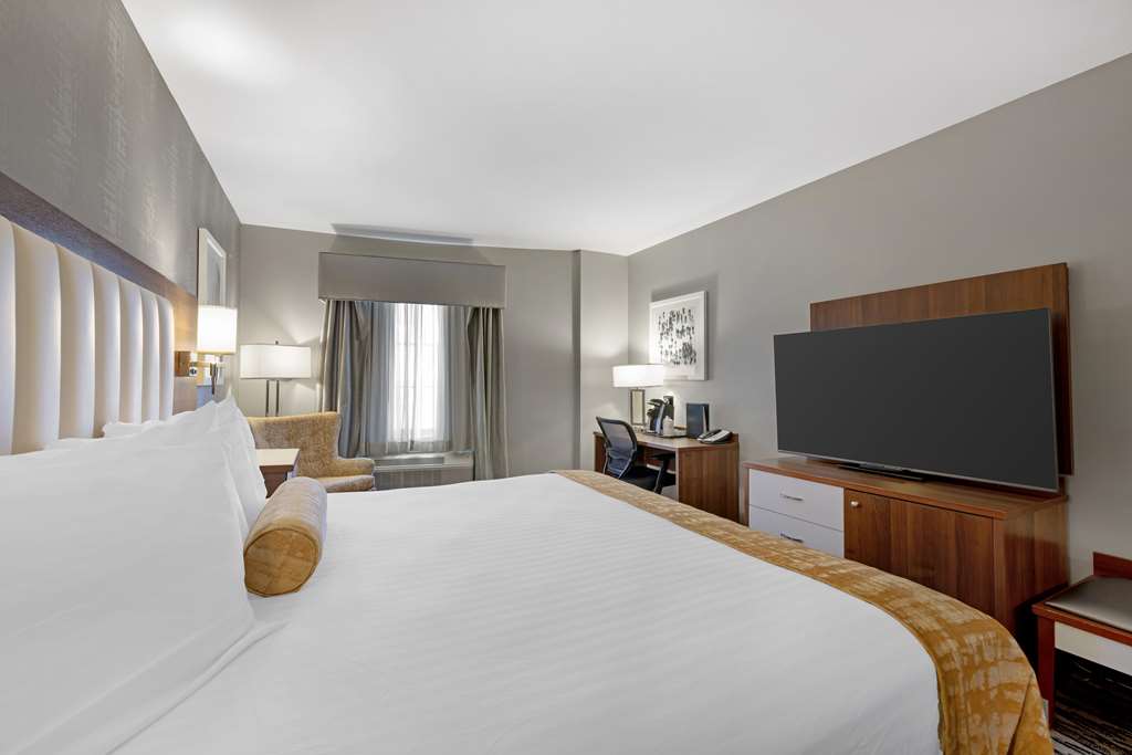 Best Western on the Avenue - photo 11