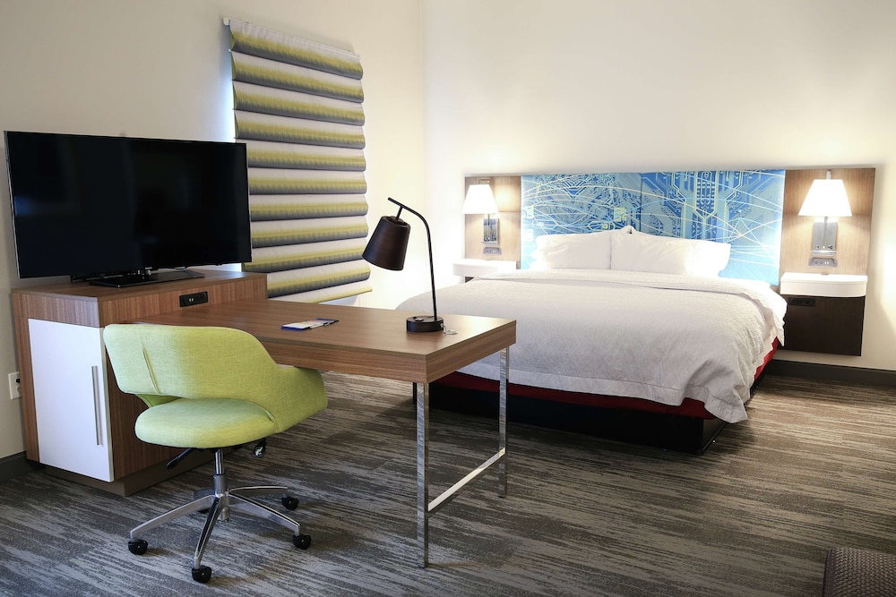 Hampton Inn & Suites Mount Laurel Moorestown - photo 3