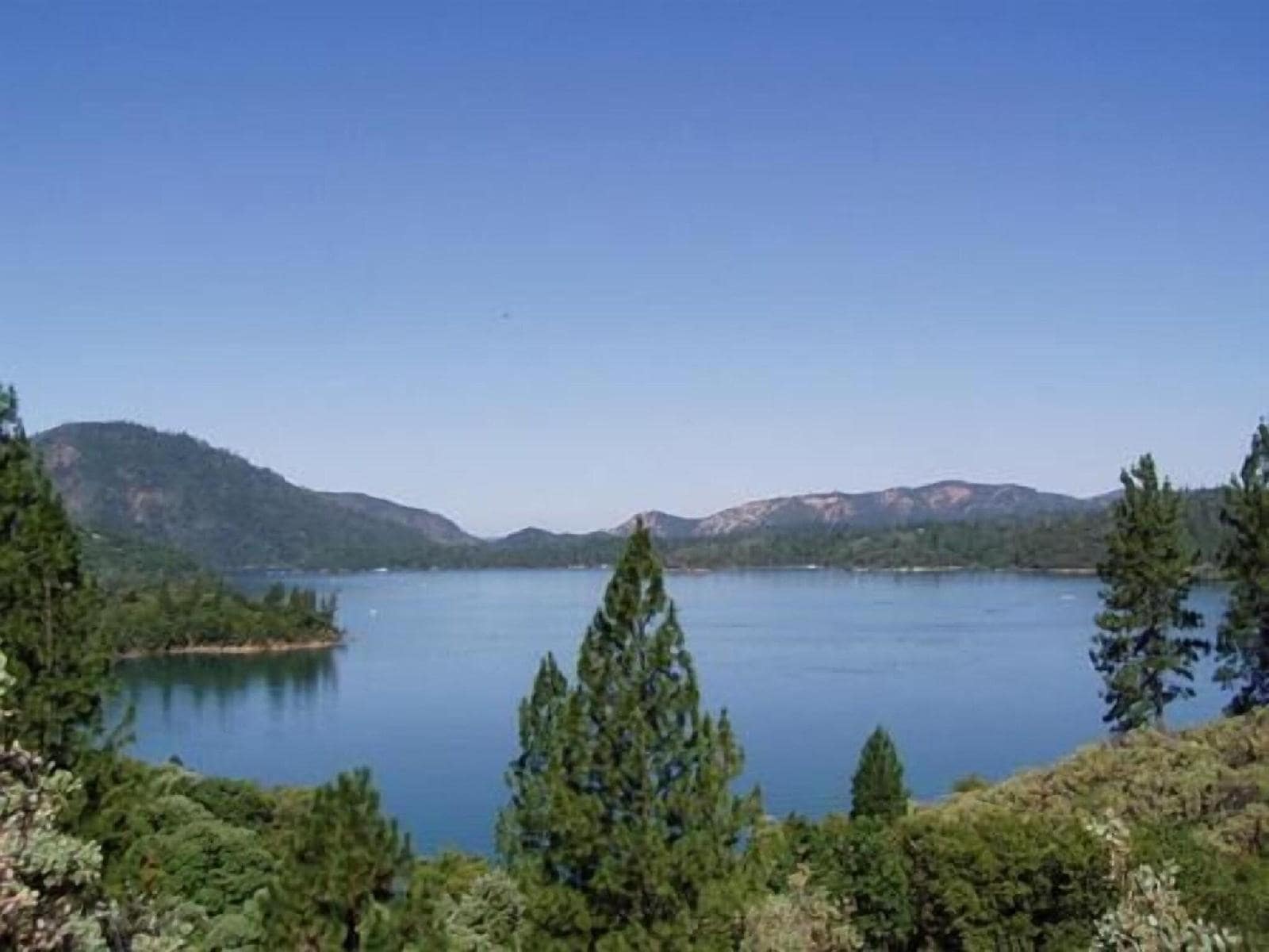 Sunset Inn Lake Oroville - photo 4