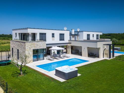 Villa Bella by Interhome — 4-Star Luxury Hotel in Brtonigla, Croatia