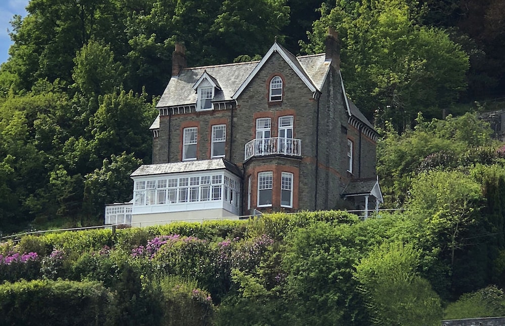 Highcliffe House — 5-Star Luxury Hotel in Lynton, United Kingdom