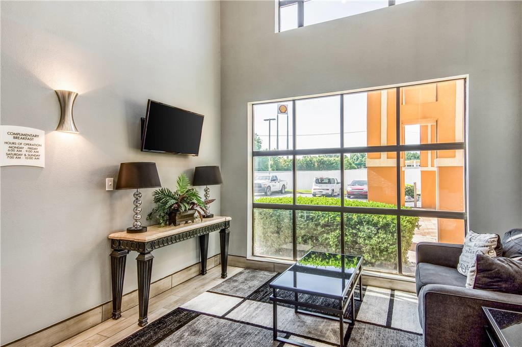 Quality Suites Maumelle Little Rock Northwest - photo 8