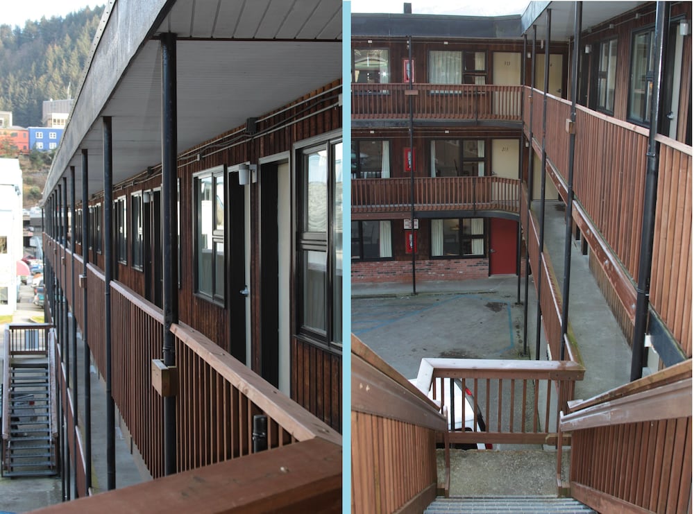 The Driftwood Hotel - photo 28