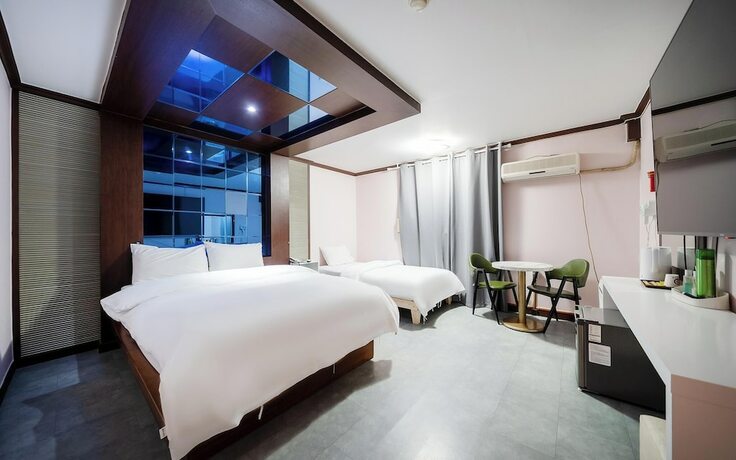 Yangju Ramada in Yangju, South Korea