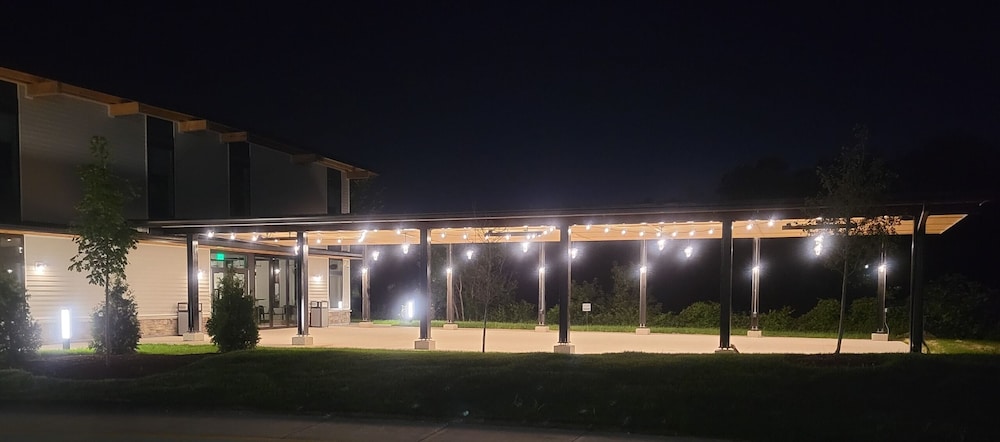 Watershed Hotel - photo 40