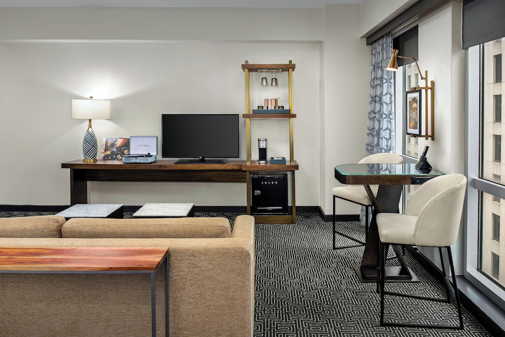 The Troubadour Hotel New Orleans Tapestry Collection by Hilton - photo 38